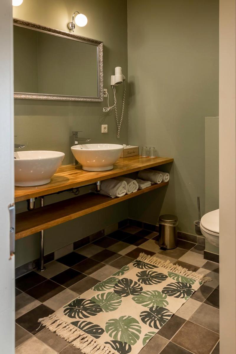 Hotel B&B Hoeve De Vredenhof ザイドラーレン エクステリア 写真